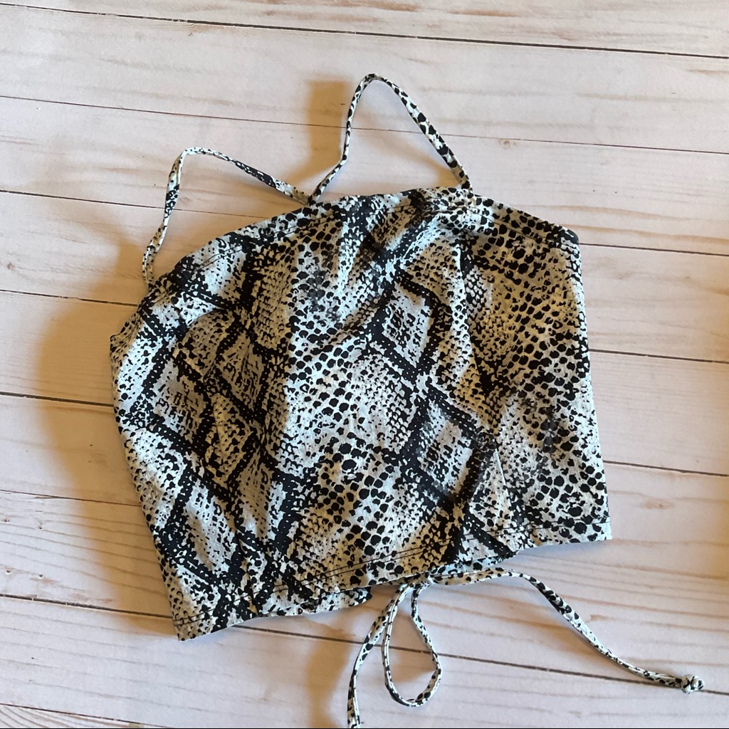 Garage Python Top